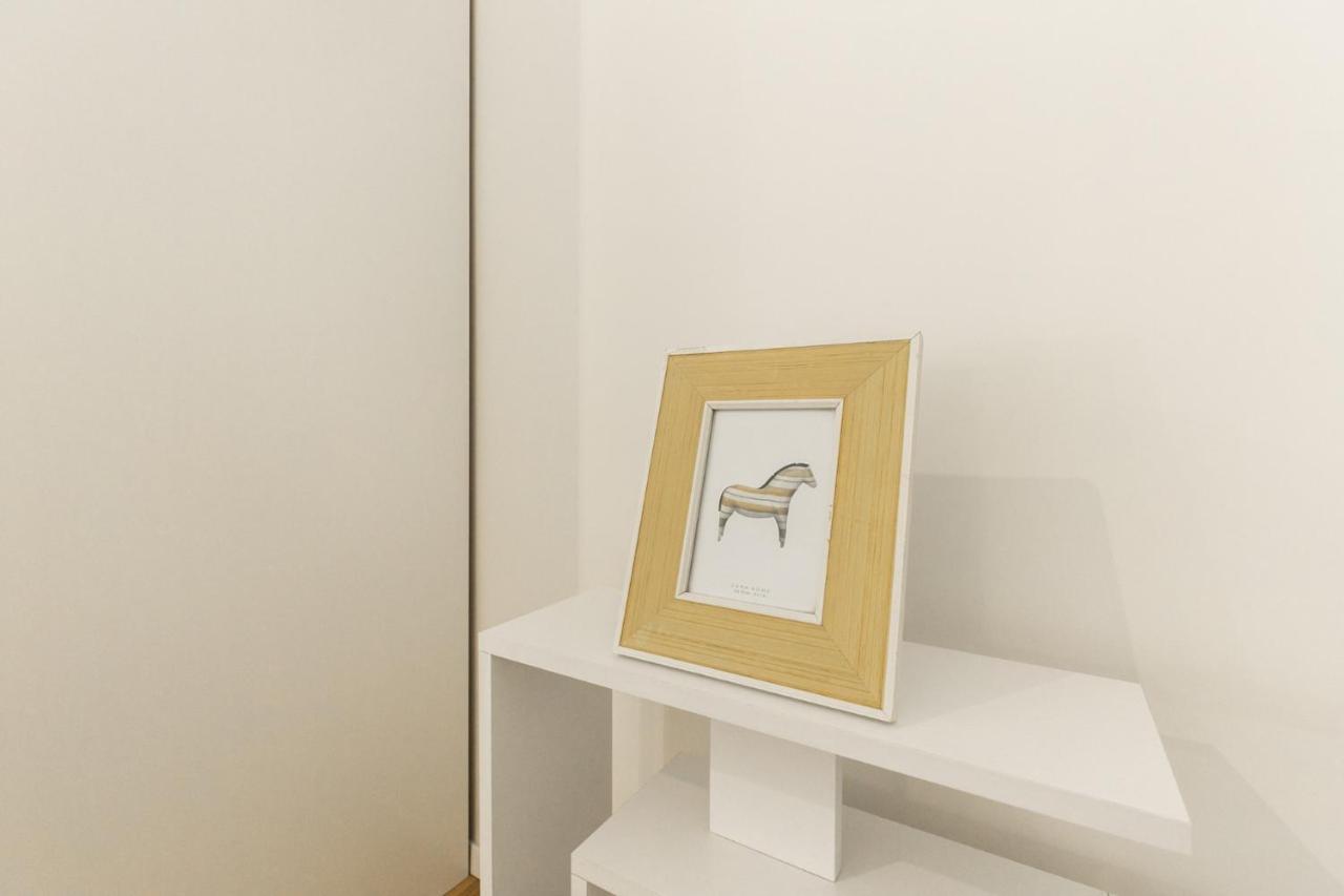 Easylife - Ampio E Luminoso Bilocale In Affascinante Quartiere Nolo Apartamento *
